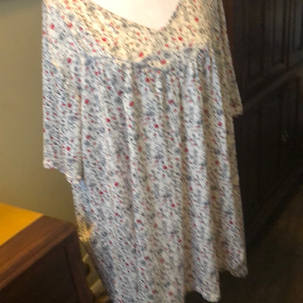 Floral Print Tunic with Red and Blue Accents